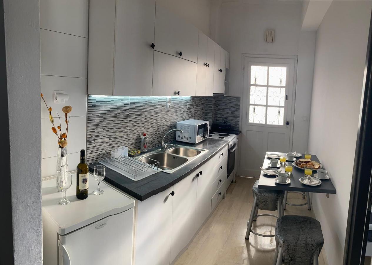Nikilein'S House, Διαμέρισμα 150Μ Απο Την Παραλία 罗达 外观 照片