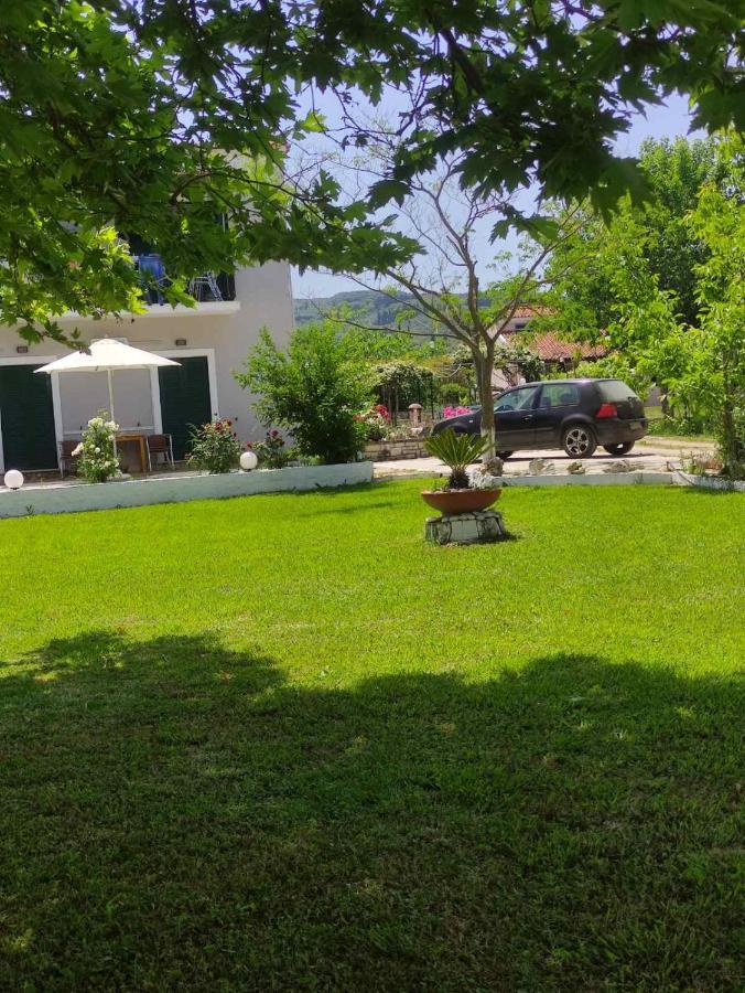 Nikilein'S House, Διαμέρισμα 150Μ Απο Την Παραλία 罗达 外观 照片